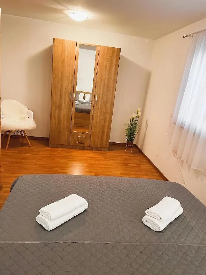 Apartment Marinko Kastela 0*,  Croatia