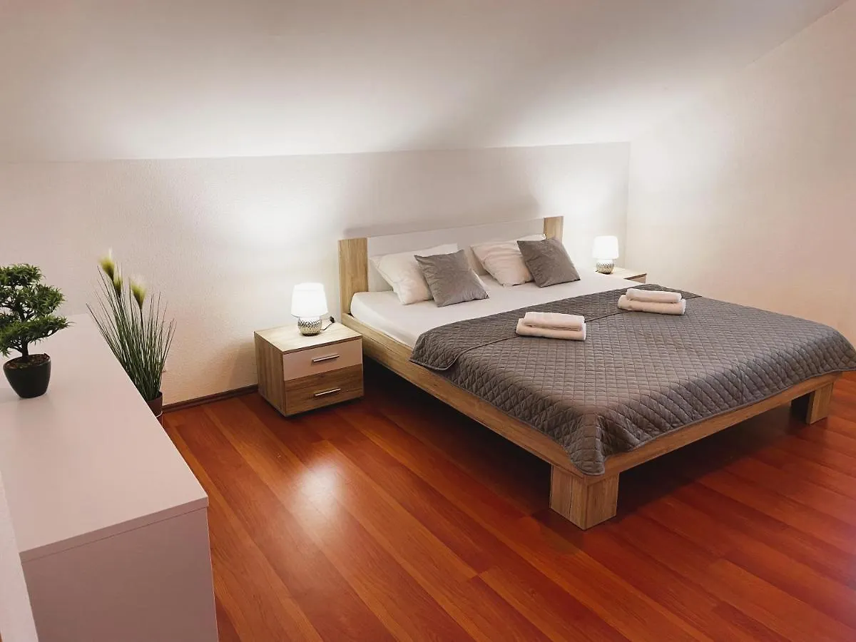 Apartment Marinko Kastela Croatia